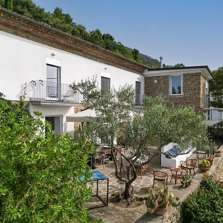 Albeca Boutique - Relais De Charme Sul Mare Bed & Breakfast